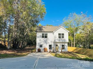 10 Pine Cone Ln, Granite Falls, NC 28630