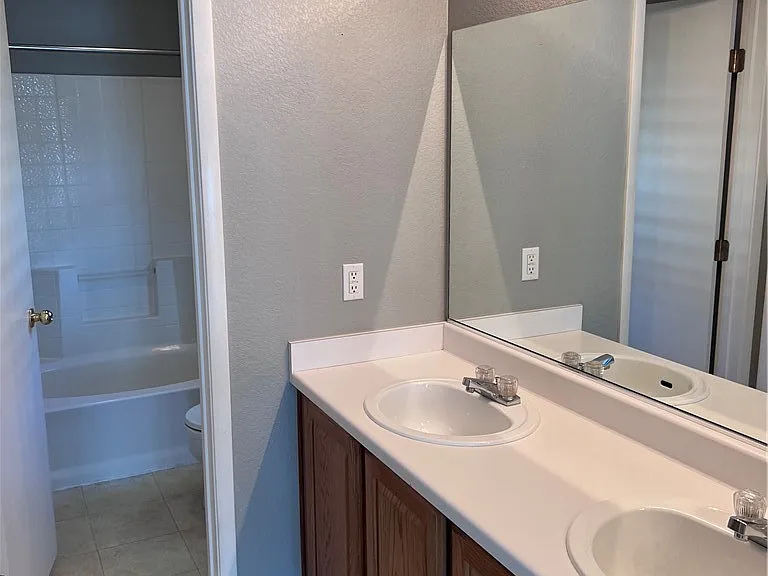 1606 Lefty Garcia Way — Photo 13