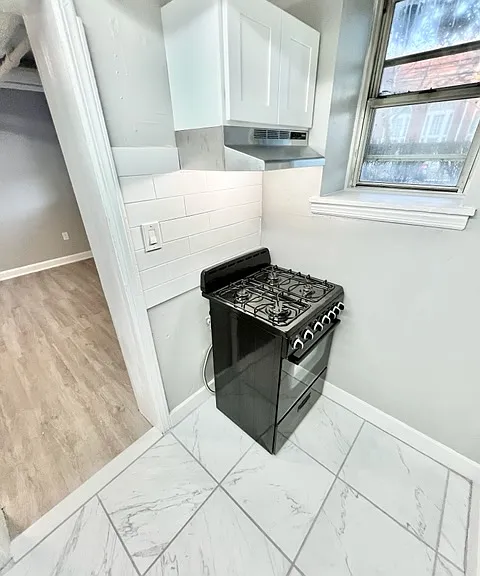 297 Lincoln Avenue — Photo 22