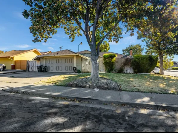 1654 Hemlock St, Fairfield, CA 94533