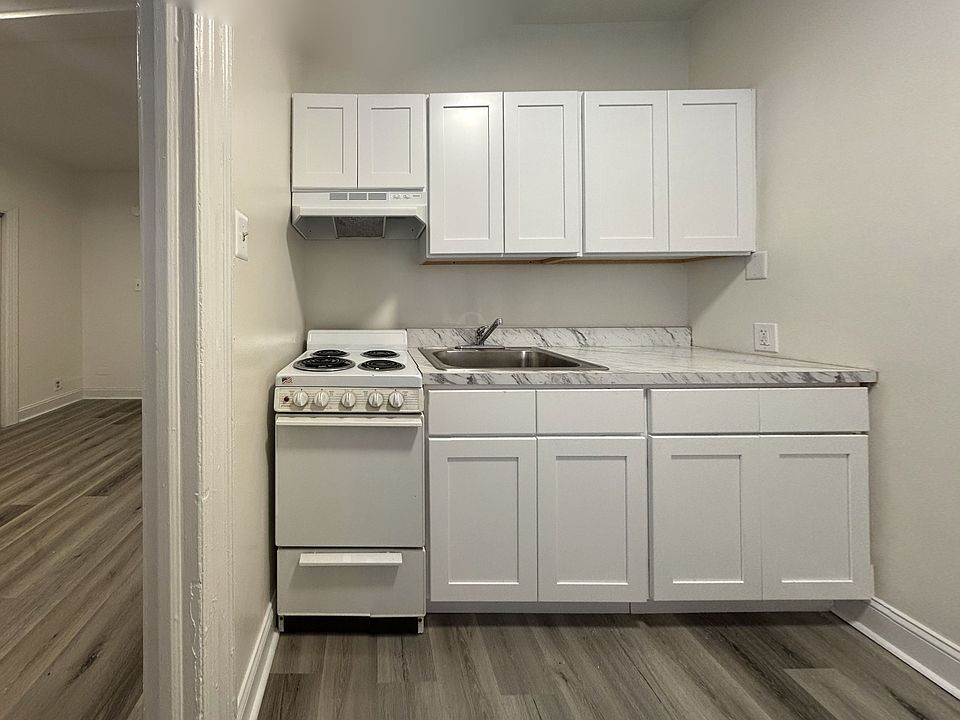 1st image of 4601-03 Chester Ave #0B-1Ba-305Sqft