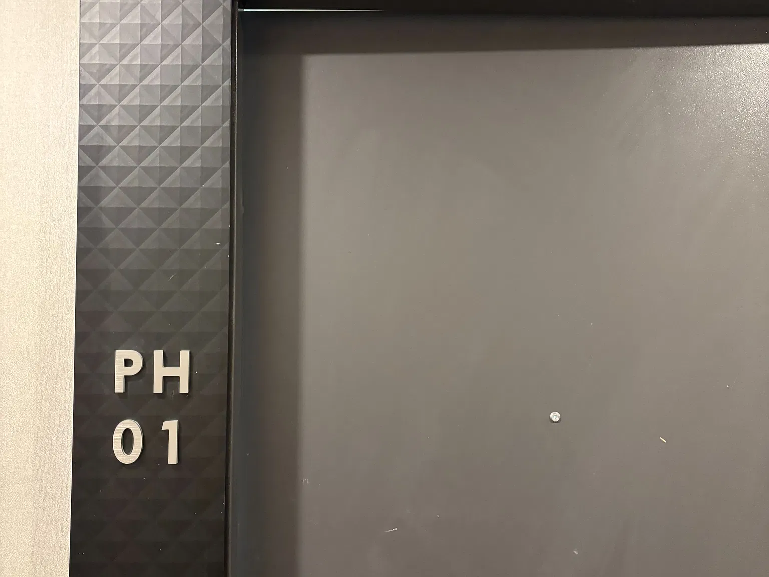 3 bed, $4,500 — Photo 2