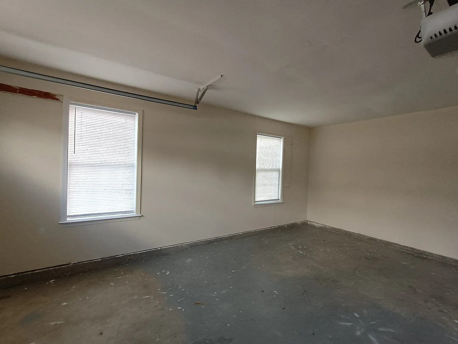 3 bed, 1600 sqft, $1,850 — Photo 4