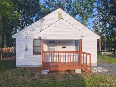 703 S Pearl St, Troy, NC, 27371
