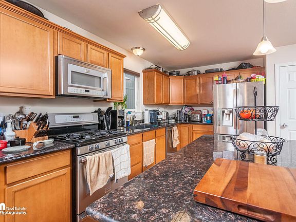 3rd image of 20591 Mountain Vista Dr