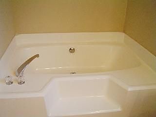 4th image of 106 Hillcreek Dr