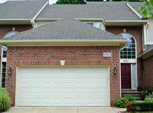1963 Austin Dr, Shelby Twp, MI 48316