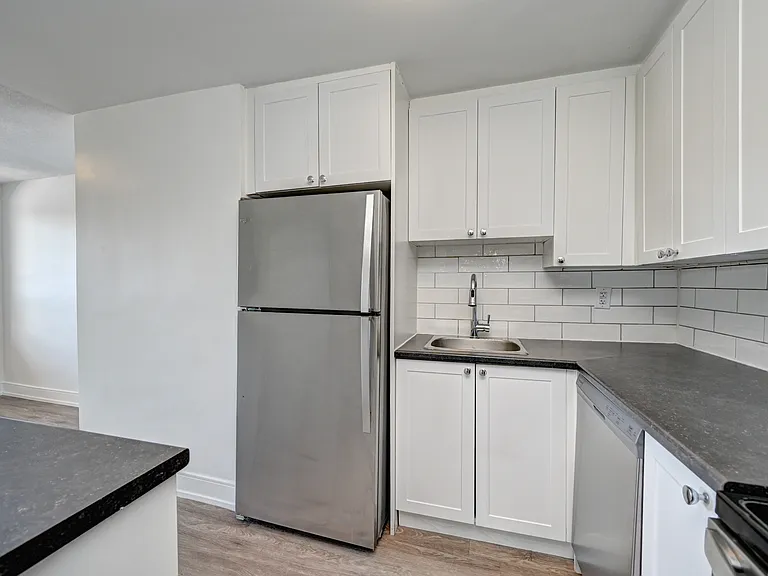 39 Willow Rd — Photo 25