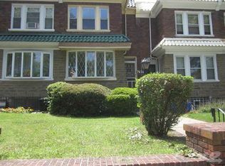 7456 Briar Rd, Philadelphia, PA 19138