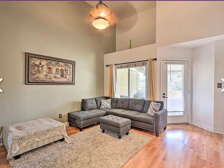 4201 N 20th St #2 — Photo 15
