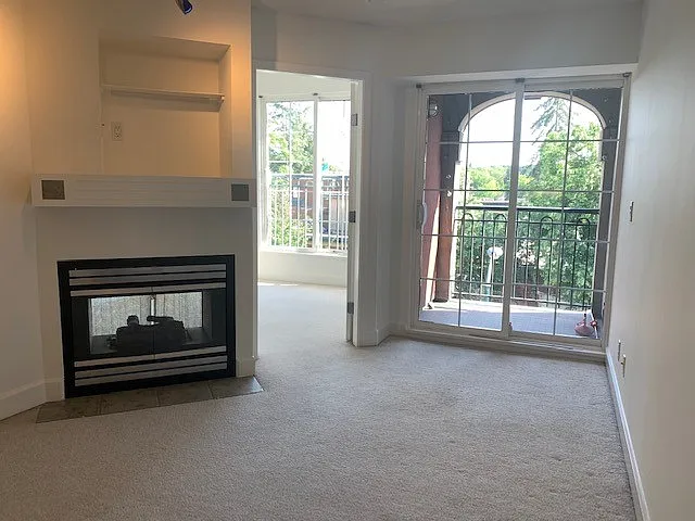 1989 Dunbar St #407 — Photo 6