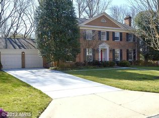 7913 Coach St, Rockville, MD 20854