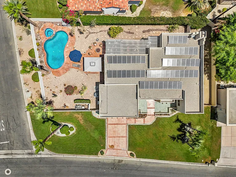 78710 Avenida Naranja — Photo 2