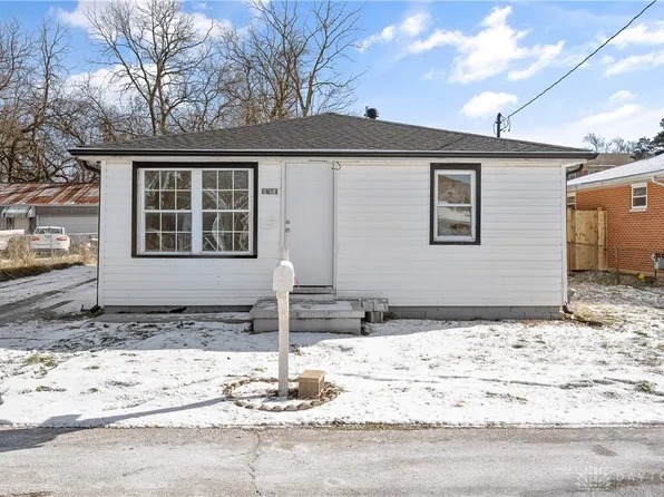 1708 Lowell Dr, Fairborn, OH 45324