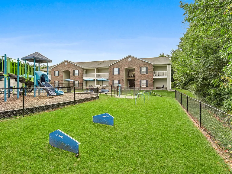 Highland Ridge Apartment Homes — Photo 18