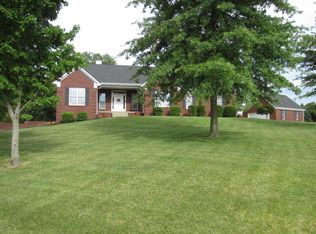 6801 Chimney Hill Rd, Crestwood, KY 40014