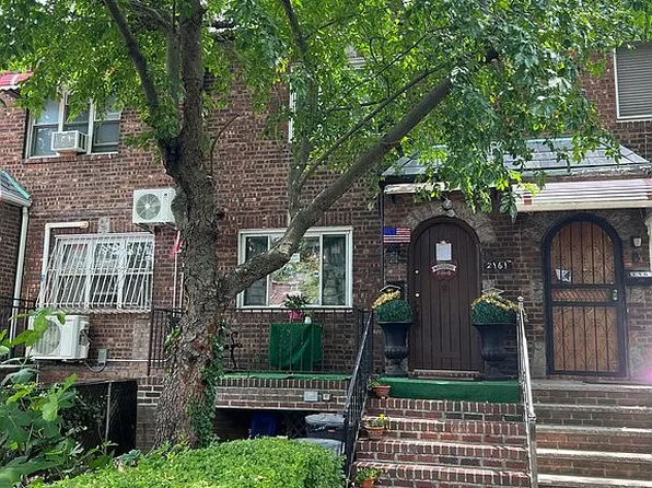 2161 E 26th St, Brooklyn, NY 11229