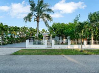 19741 SW 114th Ct, Miami, FL 33157