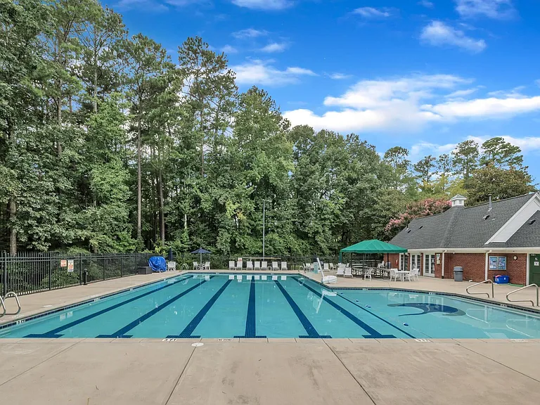 108 Flora Springs Dr — Photo 46