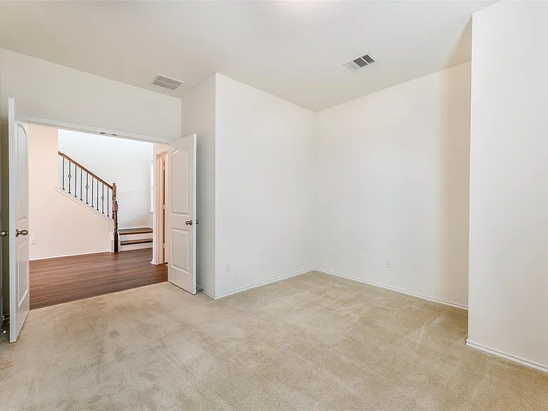 13709 Vigilance St — Photo 31