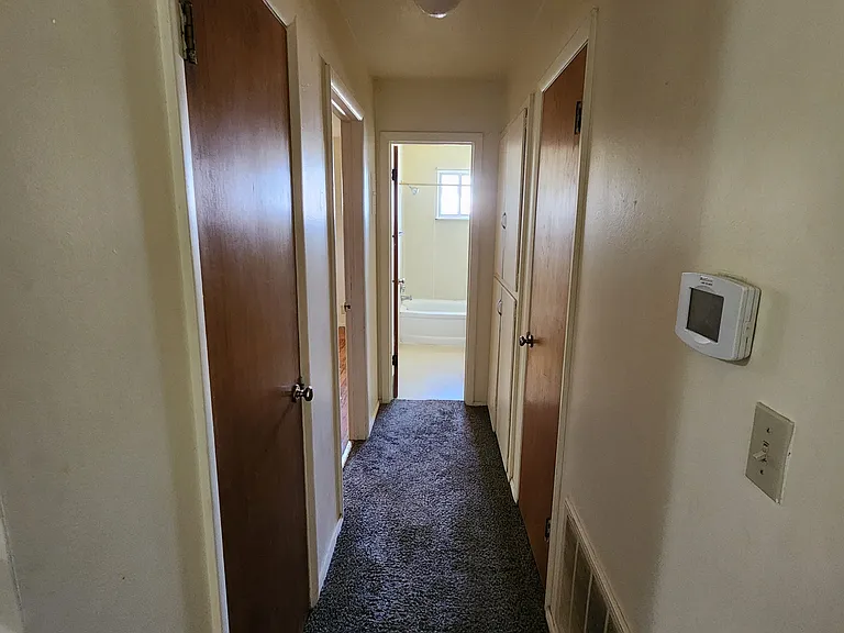 611 S 2nd St #6 — Photo 5