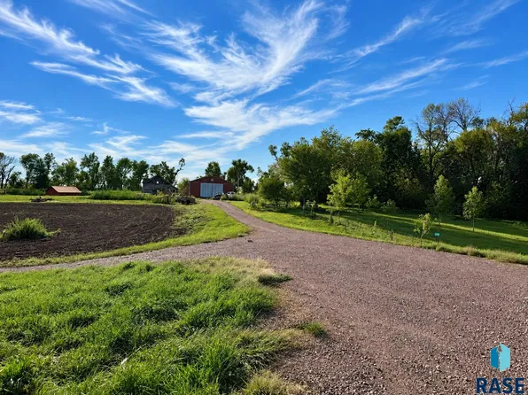 29305 State Highway 11, Hudson, SD 57034