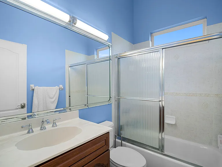 5024 SW 8th Pl — Photo 30