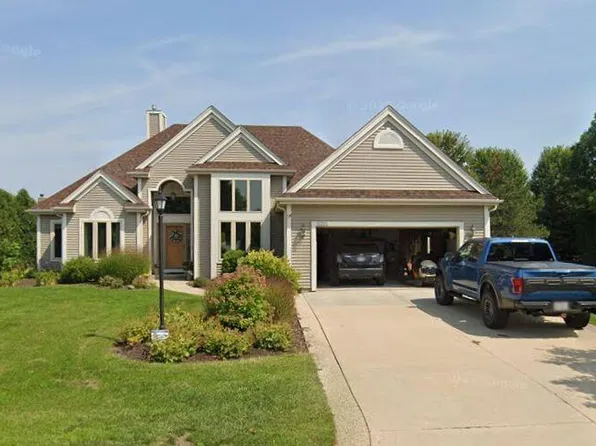 8281 East Ridge DRIVE, Pleasant Prairie, WI 53158