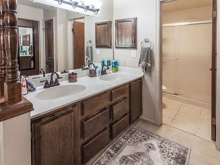 2538 Creekwood Dr — Photo 28