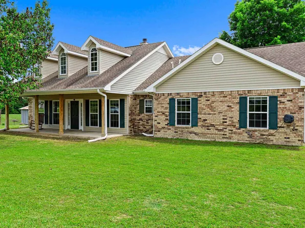 152 Black Hawk Ln, Gilmer, TX 75645