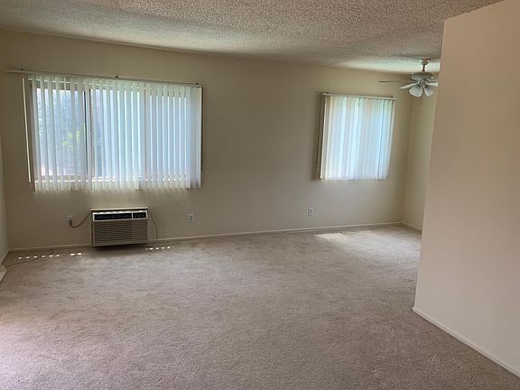 4th image of 914 S Central Ave #26