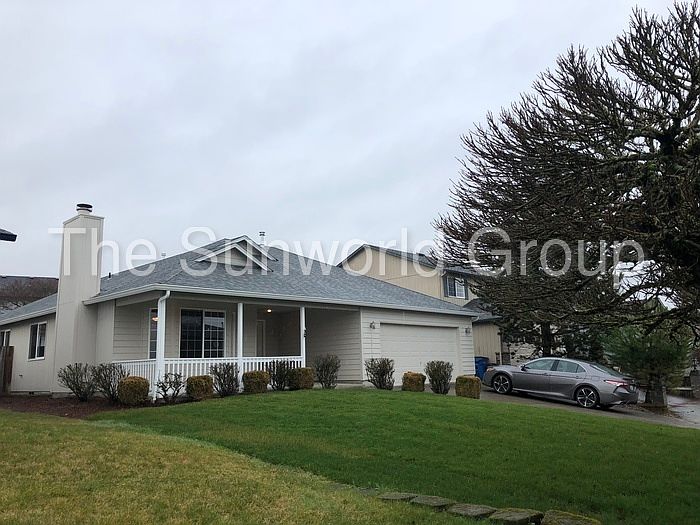 1st image of 13316 NE 93rd Cir