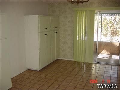 2nd image of 420 N Eastview Ave