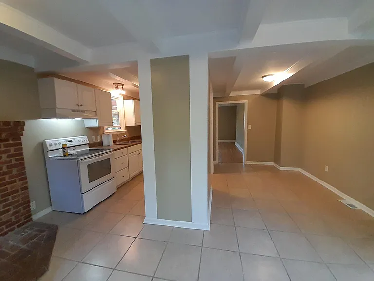 1823 Brandon Ave SW — Photo 6