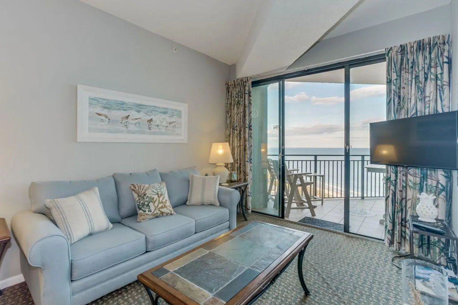 2 bed, 3.0 bath, 990 sqft, $3,266 — Photo 1
