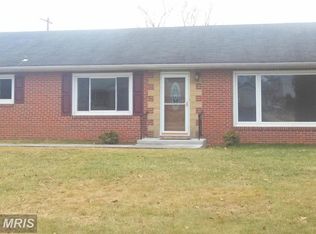 19123 Longmeadow Rd, Hagerstown, MD 21742