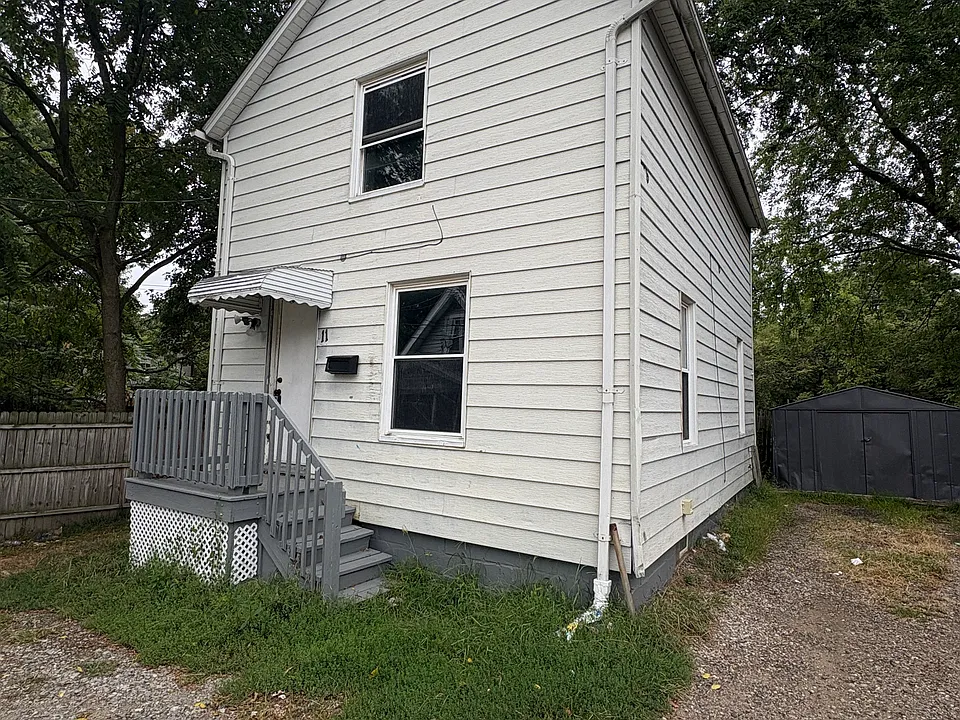 11 Courtland Dr