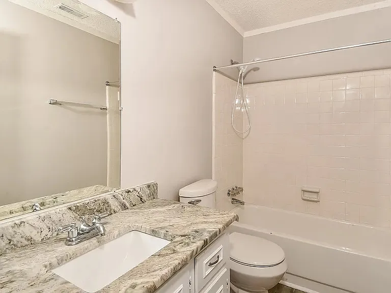 242 Holmsbury Rd — Photo 13