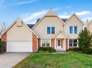 7501 W 116th Ter, Overland Park, KS 66210