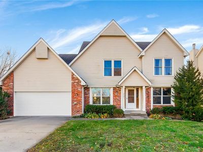 7501 W 116th Ter, Overland Park, KS, 66210