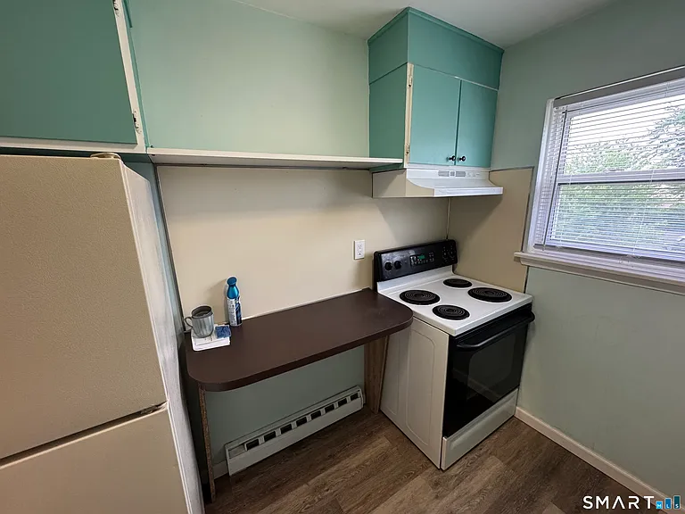 24 Merrill St #C1 — Photo 10