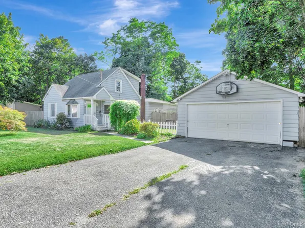 118 Cranberry Drive, Mastic Beach, NY 11951