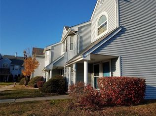 1 Tanglewood Ct #1, Monmouth Junction, NJ 08852