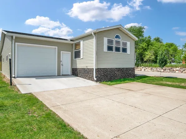 3200 Okoboji Ave Trailer 103, Milford, IA 51351