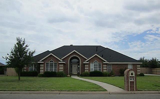 1st image of 1413 S Saddle Lakes Dr