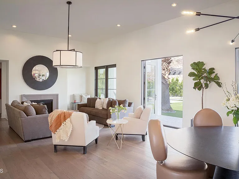 3076 Arroyo Seco — Photo 3