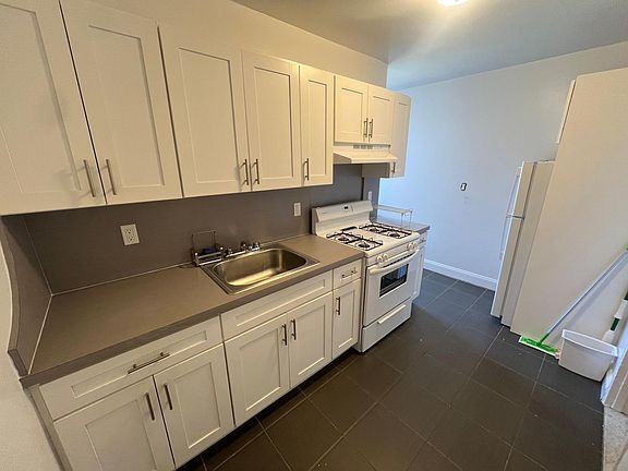 2nd image of 14219 Barclay Ave #6P