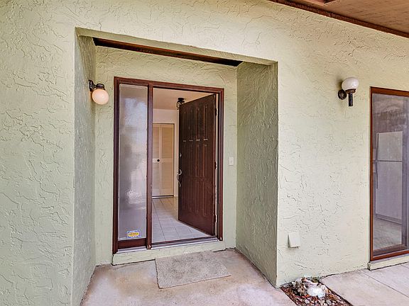 5th image of 304 Cactus Hill Ct