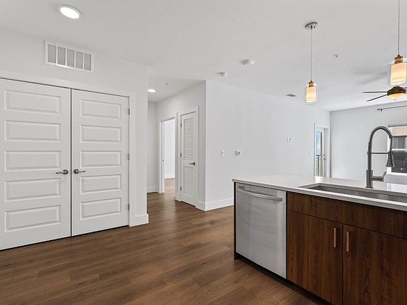 5th image of 2213 Poquito St Unit 203