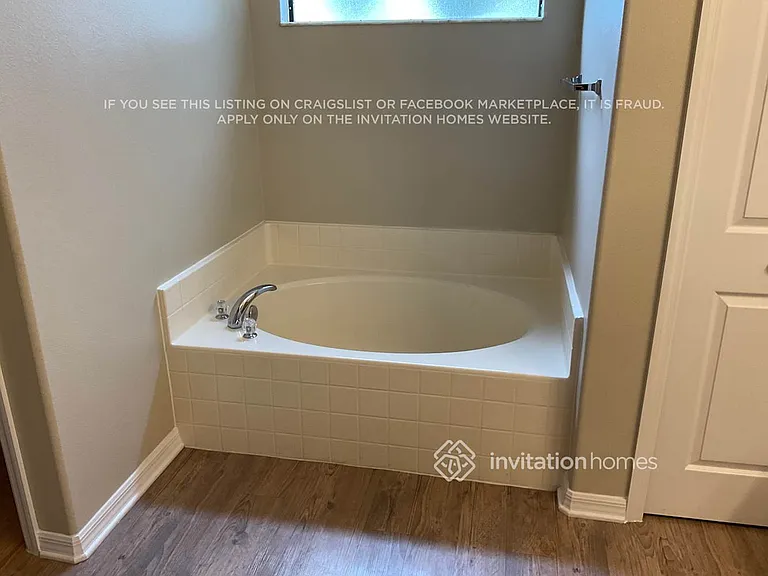 412 Commodore Ave NW — Photo 14